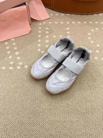 Uubags Miu Miu Tire technical fabric and suede ballerinas in grey