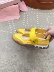 Uubags Miu Miu Tire technical fabric and suede ballerinas in yellow - 4