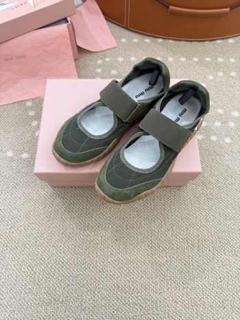 Uubags Miu Miu Tire technical fabric and suede ballerinas in green
