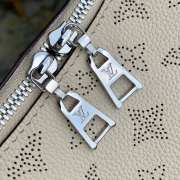 Uubags Louis Vuitton M20787 Why Knot MM Bag In Cream Beige 28x34x12cm - 4