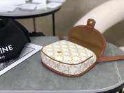 Uubags Celine mini Besace in Triomphe canvas and calfskin bag white 16x14x4cm - 3