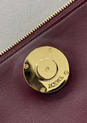 Uubags Loewe medium Madrid bag in dark burgundy supple calfskin 29x11x23cm - 4