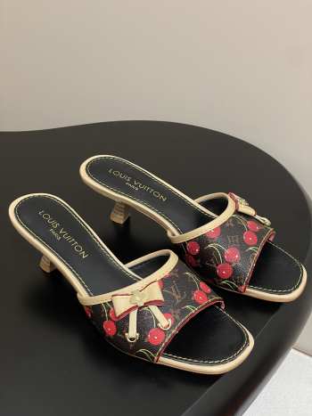 Uubags Louis Vuitton Brown/Red Monogram Cerise Canvas Bow Slide Mules 