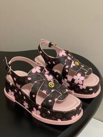 Uubags Louis Vuitton LV x TM LV Sunset Sandal Brown 
