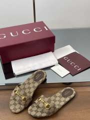 Uubags Gucci mules with light gold Horsebit in beige and dark brown GG canvas - 6