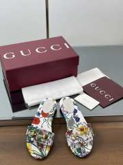Uubags Gucci mules multicolored and white canvas with floral print - 1