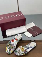 Uubags Gucci mules multicolored and white canvas with floral print - 3