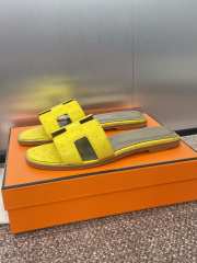 Uubags Hermes Oran Ostrich Leather Slippers 01 - 4