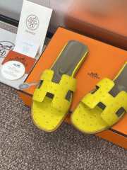 Uubags Hermes Oran Ostrich Leather Slippers 01 - 2