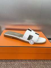 Uubags Hermes Oran Ostrich Leather Slippers 02 - 4