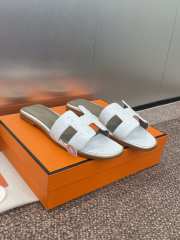 Uubags Hermes Oran Ostrich Leather Slippers 02 - 3