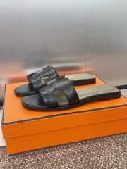 Uubags Hermes Oran Ostrich Leather Slippers 04 - 2