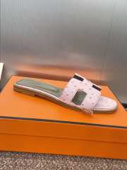 Uubags Hermes Oran Ostrich Leather Slippers 06 - 4