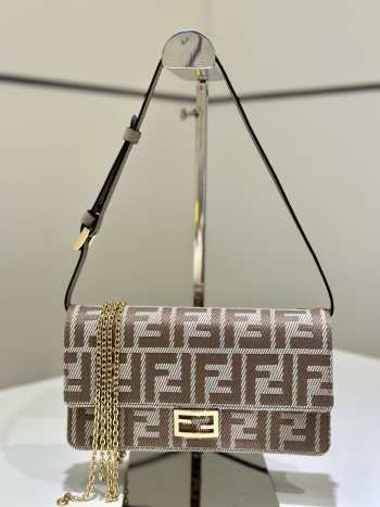 Uubags Fendi Wallet On Chain Baguette Beige denim-effect FF jacquard wallet 21x5x11.5cm