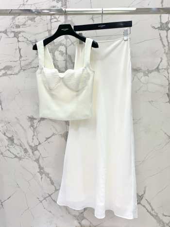 Uubags YSL heart short shirt with long skirt white
