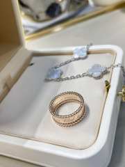 Uubags Van Cleef & Arpels 18K Yellow Gold Perlee Signature Rings - 6
