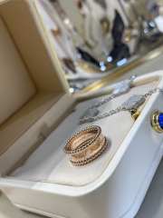 Uubags Van Cleef & Arpels 18K Yellow Gold Perlee Signature Rings - 4
