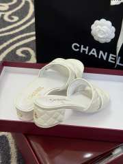 Uubags Chanel Lambskin Mules In White 5cm - 5