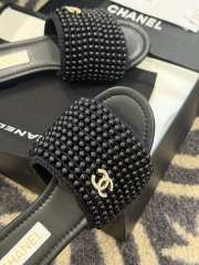 Uubags Chanel flip flop in black  - 3