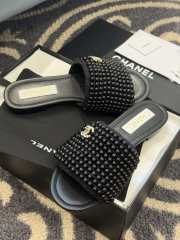 Uubags Chanel flip flop in black  - 2