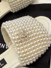 Uubags Chanel flip flop in white - 6