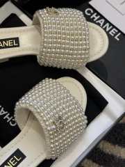 Uubags Chanel flip flop in white - 5