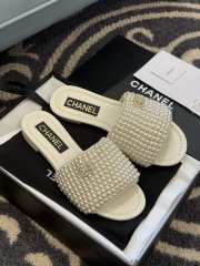 Uubags Chanel flip flop in white - 2