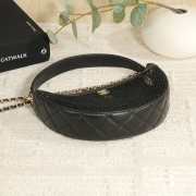 Uubags Chanel Clutch with Chain Mesh, Shiny Lambskin & Gold-Tone Metal In Black 15x22x6cm - 4