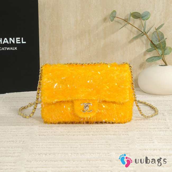 Uubags Chanel Flap Bag Fringed Sequins & Gold-Tone Metal In Yellow 14x21x8cm - 1