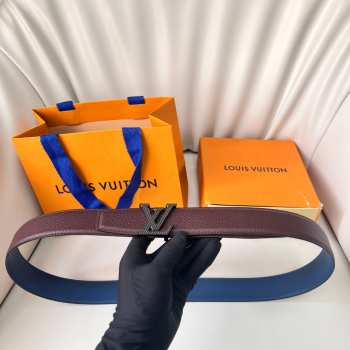 Uubags Louis Vuitton Togo belt in burgundy 3.5cm