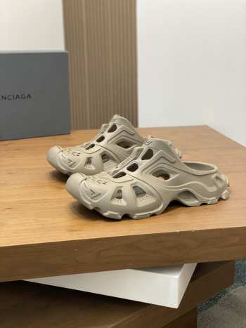 Uubags Balenciaga HD rubber mules 04
