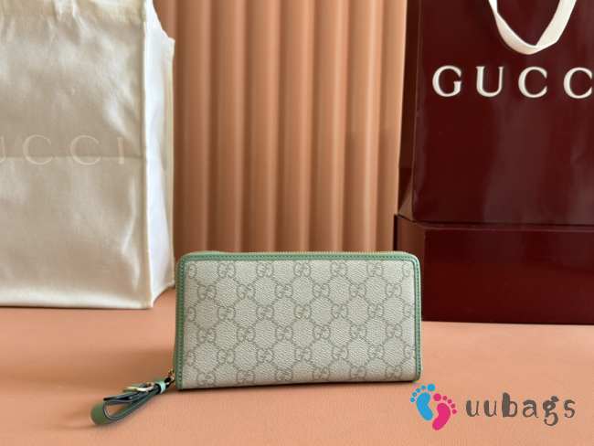 Uubags Gucci Emblem zip around wallet in green 19.5x11x3cm - 1