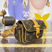 Uubags Louis Vuitton M14742 Cargo Bag 23x14x10cm - 6