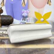 Uubags Louis Vuitton M14341 Twist MM Slim Bag In White 23x16x8cm - 4