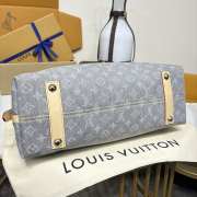 Uubags Louis Vuitton M13289 CarryAll MM bag silver effect gray 39x30x15cm - 3