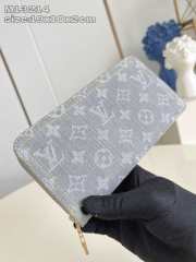 Uubags Louis Vuitton M13214 Zippy Wallet Monogram Denim Washed Gray 19.5x10.5x2.5cm - 5