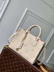 Uubags Louis Vuitton M14403 OnTheGo PM Bag Eden Color 25x19x11.5cm - 1
