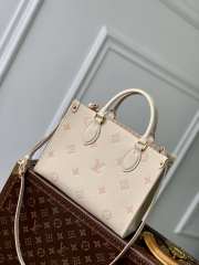 Uubags Louis Vuitton M14403 OnTheGo PM Bag Eden Color 25x19x11.5cm - 2