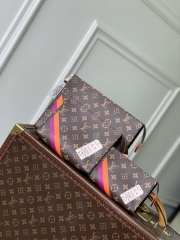 Uubags Louis Vuitton P01952 Mon Monogram Toilet Pouch Trio Set 25x20x5.5cm - 1