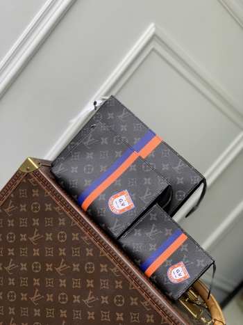 Uubags Louis Vuitton P01957 Mon Monogram Toilet Pouch Trio Set 25x20x5.5cm
