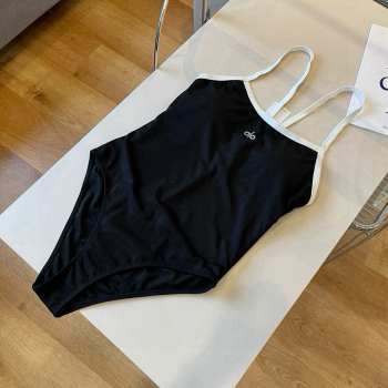Uubags Alo swimsuit 01