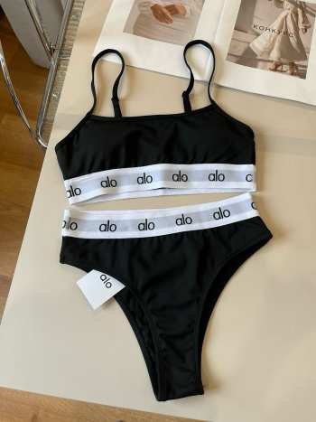 Uubags Alo swimsuit 03