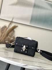 Uubags Louis Vuitton M13871 Soul Trunk Bag In Black 19x15x7cm - 1