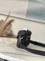 Uubags Louis Vuitton M13871 Soul Trunk Bag In Black 19x15x7cm - 6