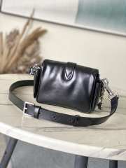 Uubags Louis Vuitton M13989 Cargo Bag In Black 23x14x10cm - 3