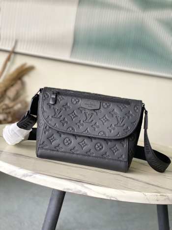 Uubags Louis Vuitton M14874 Pulse Messenger Bag Black Monogram Shadow Embossed Calfskin 26.6x17x11cm
