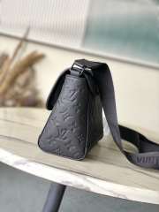 Uubags Louis Vuitton M14874 Pulse Messenger Bag Black Monogram Shadow Embossed Calfskin 26.6x17x11cm - 2
