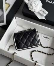 Uubags Chanel Clutch With Chain Lambskin Bag In Black & White 8.5x11.5x4cm - 5