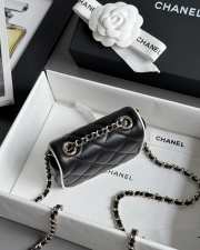 Uubags Chanel Clutch With Chain Lambskin Bag In Black & White 8.5x11.5x4cm - 4