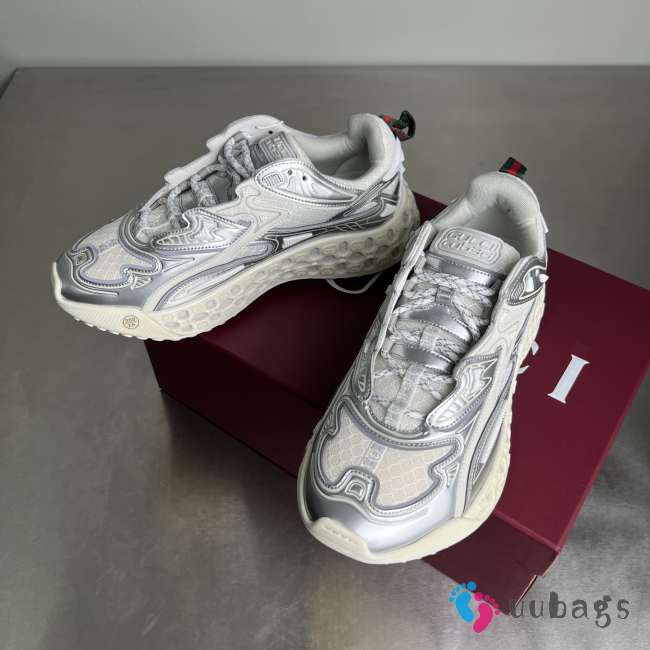 Uubags Gucci cub3d sneaker in white and silver  - 1